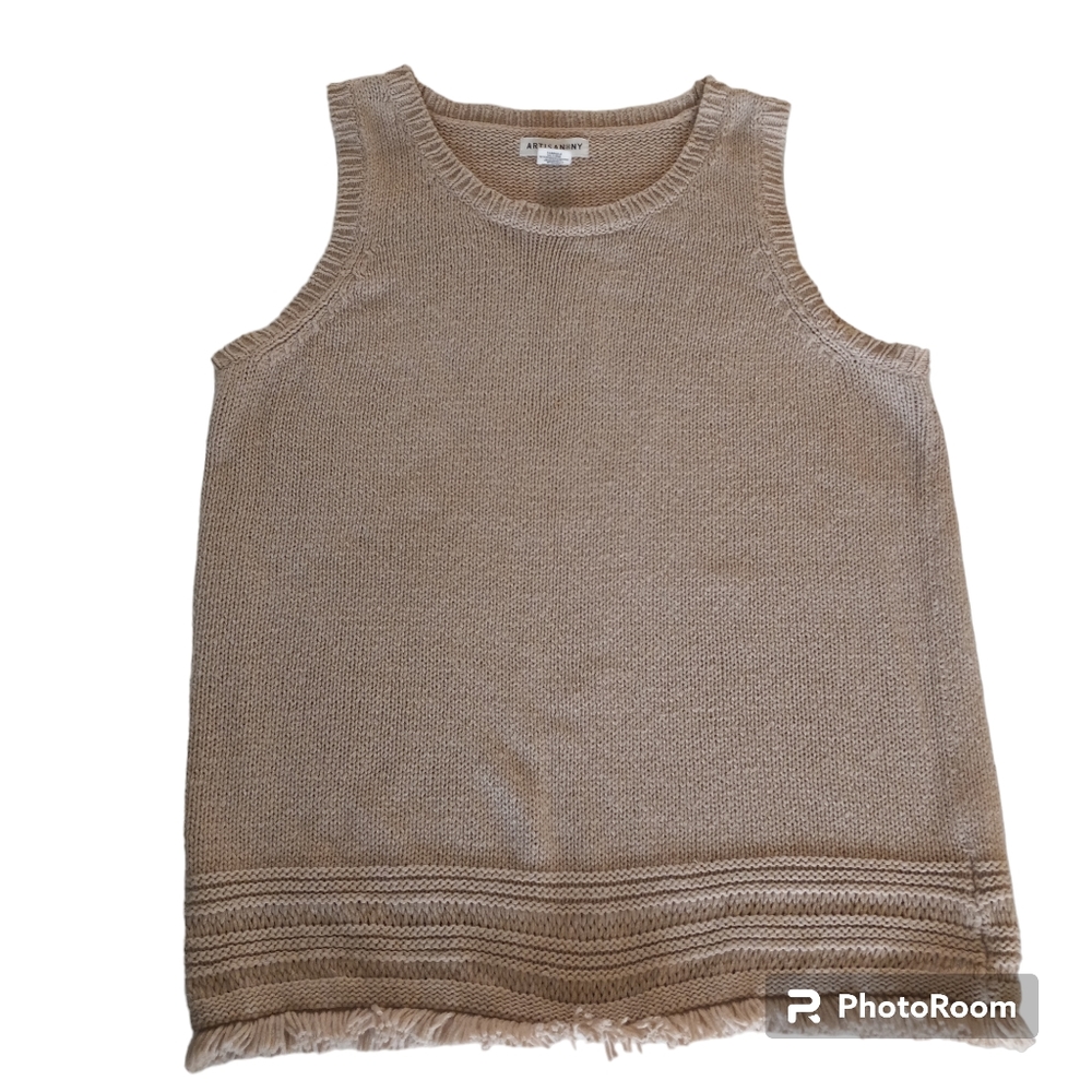 Artisan NY sleeveless taupe fringed bottom crewneck sweater size L